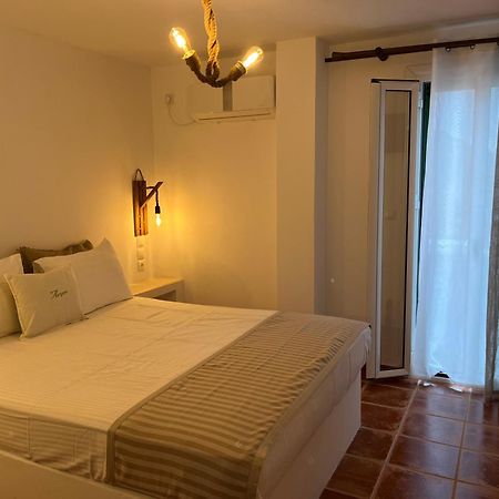 Astrio Suites Livadi  Exterior foto